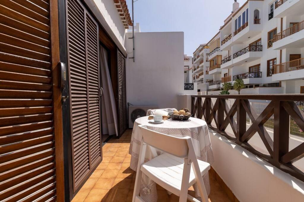 Apartamento Con 2 Terrazas En Los Cristianos Leilighet Los Cristianos  Eksteriør bilde