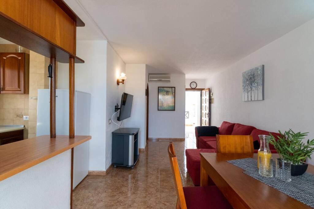 Apartamento Con 2 Terrazas En Los Cristianos Leilighet Los Cristianos  Eksteriør bilde